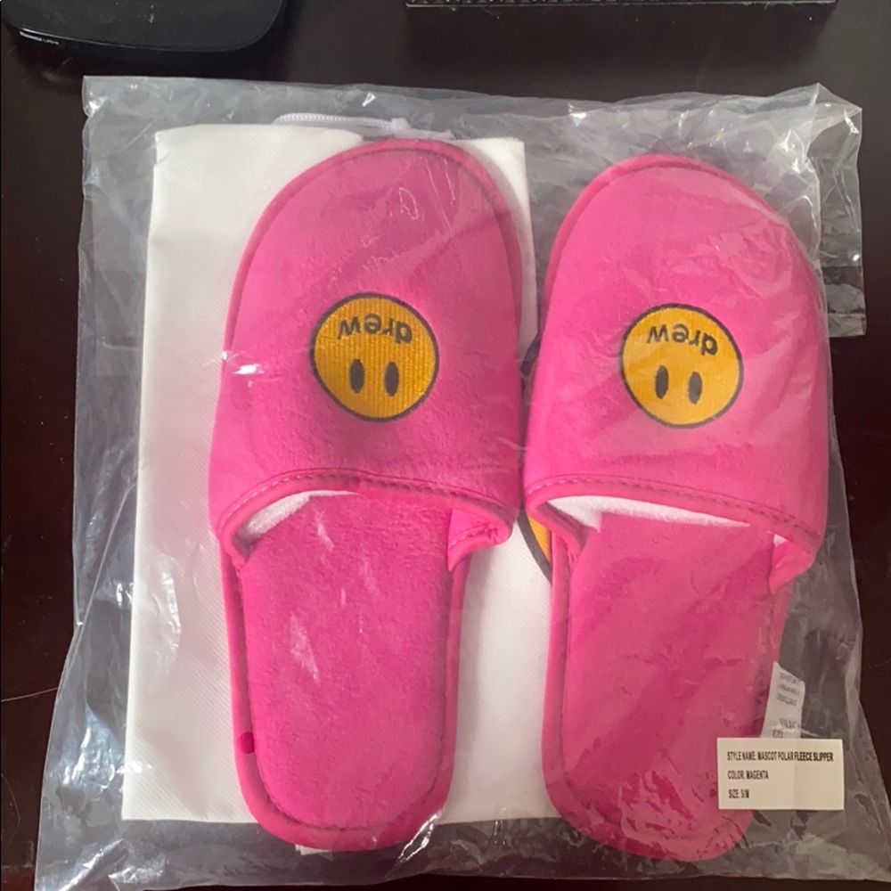 DREW HOUSE MAGENTA SLIPPERS